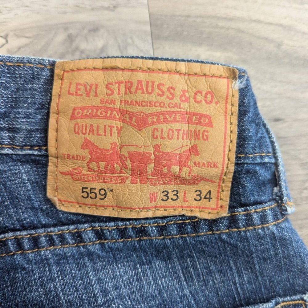 Authentic Levi's 569 33x34 Men's